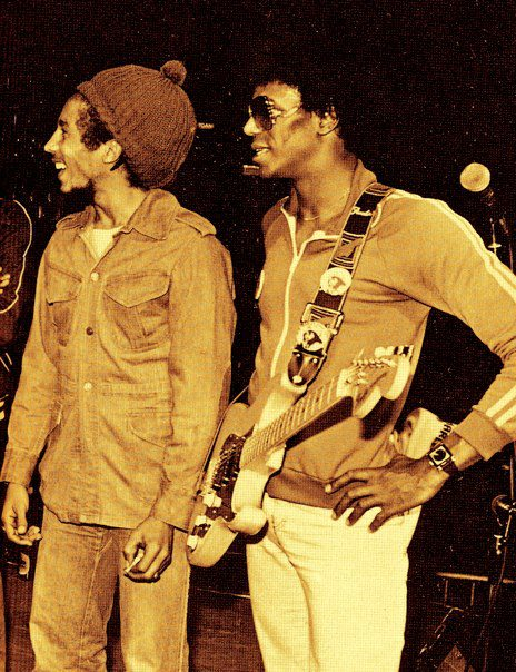 BOB MARLEY & JUNIOR MARVIN.