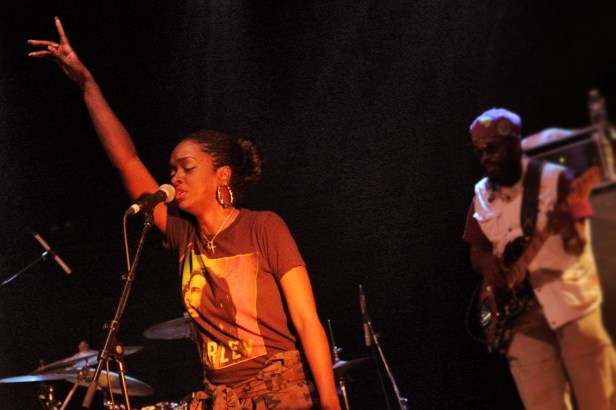 Cee Gee Victory & Aston Barrett , Live Marseille - Photo : Fred Reggaelover P. 2013