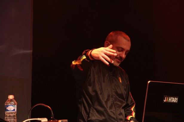 Dj Kafra  - Photo : Fred reGGaeLover 2014