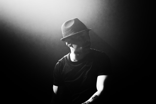 Daddy Nuttea , live l affranchi , marseille - photo Fred reGGaeLover 2014