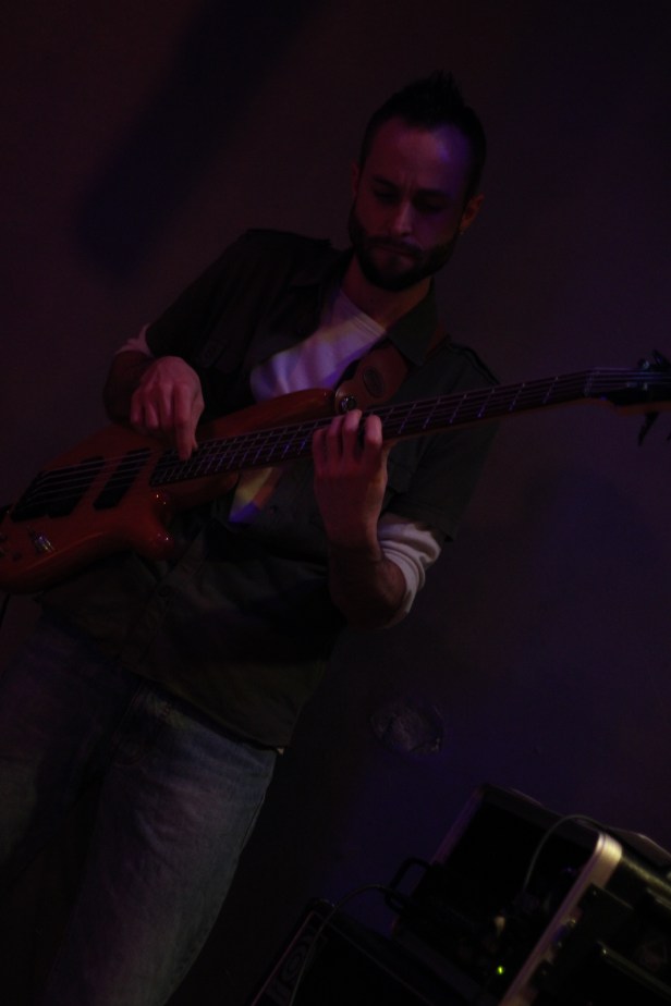 Benoit / Stargate Backing Band , Live Cafe Julien , Marseille - Photo Fred reGGaeLover 2014