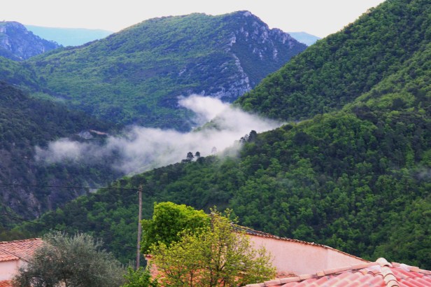 Pierrefeu  - Photo : Fred reGGaeLover 2014