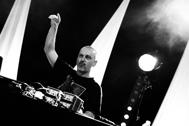 Papet Jali & Dj Kafra , soundcheck - Photo Fred reGGaeLover 2014