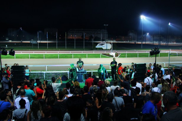 Les Djs Du Soleil (Papet Jali, Gari Grèu , DJ Kayalik ), Live Hippodrome Pont De Vivaux, Marseille - Photo Fred reGGaeLover 2014