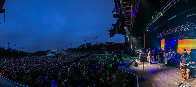 Great panoramic shot by photographer David Norris