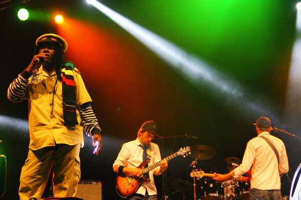 Natty Will Fly Again : Winston Jarrett & Hand Cart Band  , Live  Reggae Sun Ska 2014 - Photo : Fred reGGaeLover 2014