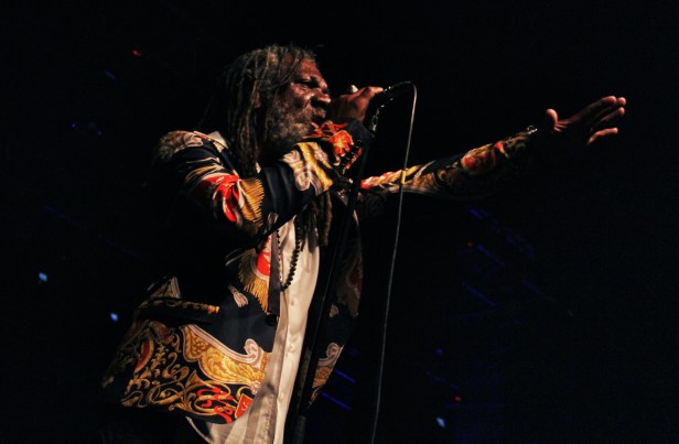 Winston McAnuff & Fixi , Live Fiesta Des Suds 2014, Marseille, France - Photo : Fred reGGaeLover 2014