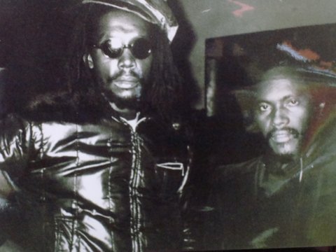 Peter Tosh & Herbie Miller, Backstage Amsterdam 1981 - Photo By Gert Jan Bekenkamp