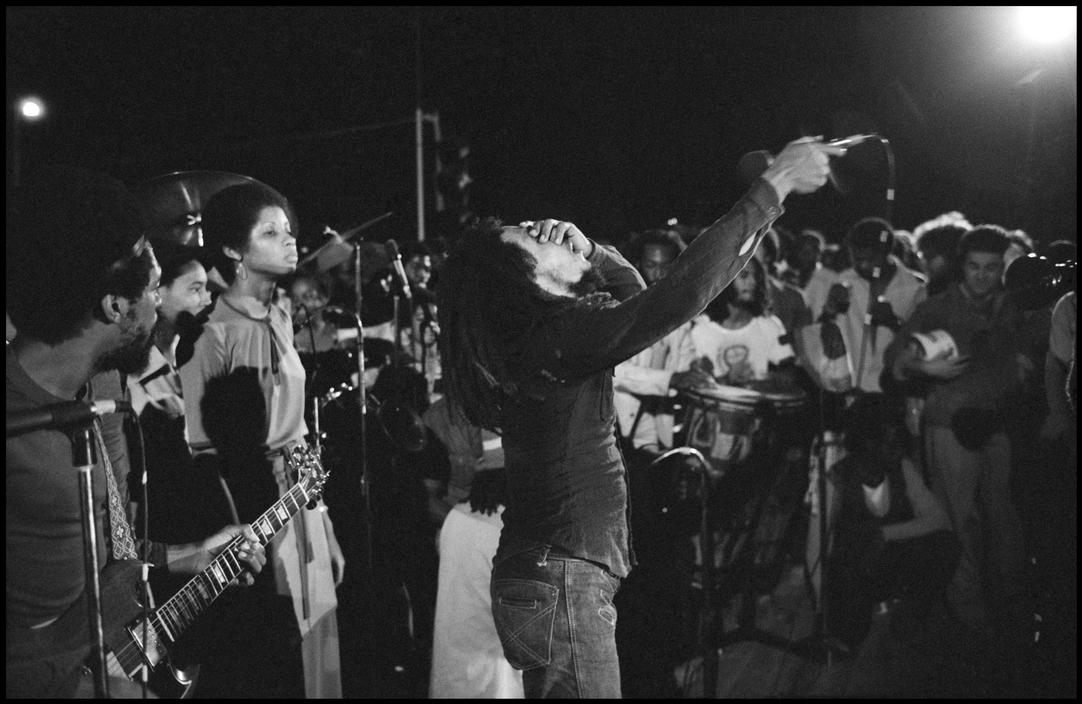 Bob Marley, Smile Jamaica, December 5, 1976 (Photo: Alex Webb)