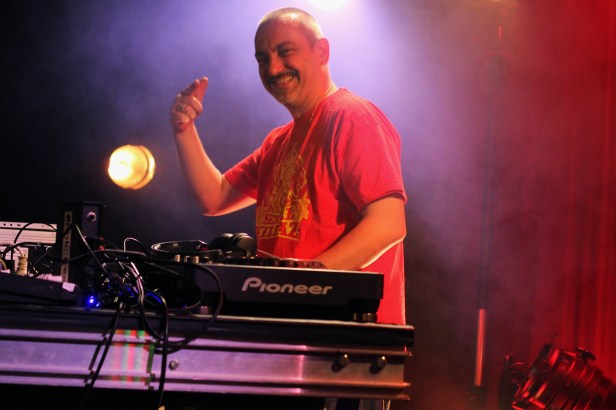 Dj Kafra , Live Portail Coucou , Salon De Provence - Photo Fred reGGaeLover 2014