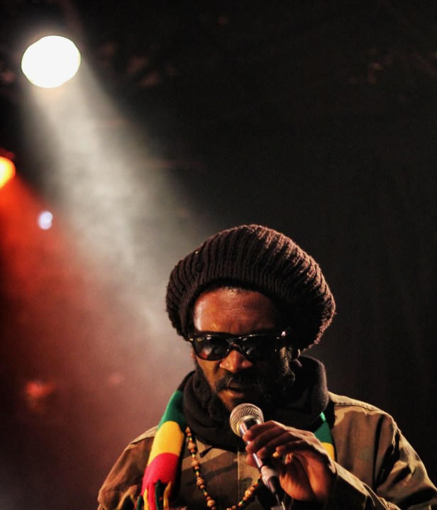 2014-11-14 Chezidek & Green And Fresh Band , Live Akwaba  - Photo : Fred reGGaeLover 2014