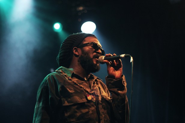 2014-11-14 Chezidek & Green And Fresh Band , Live Akwaba  - Photo : Fred reGGaeLover 2014