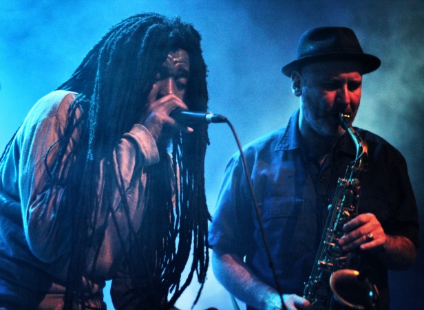 2014-12-06 Omar Perry & Guillaume Stepper, backstage , Live Festival Le Tour du Pays d'Aix, France - Photo Fred reGGaeLover 2014