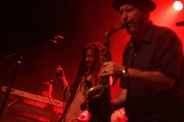 2014-12-06 Omar Perry & Guillaume Stepper, backstage , Live Festival Le Tour du Pays d'Aix, France - Photo Fred reGGaeLover 2014